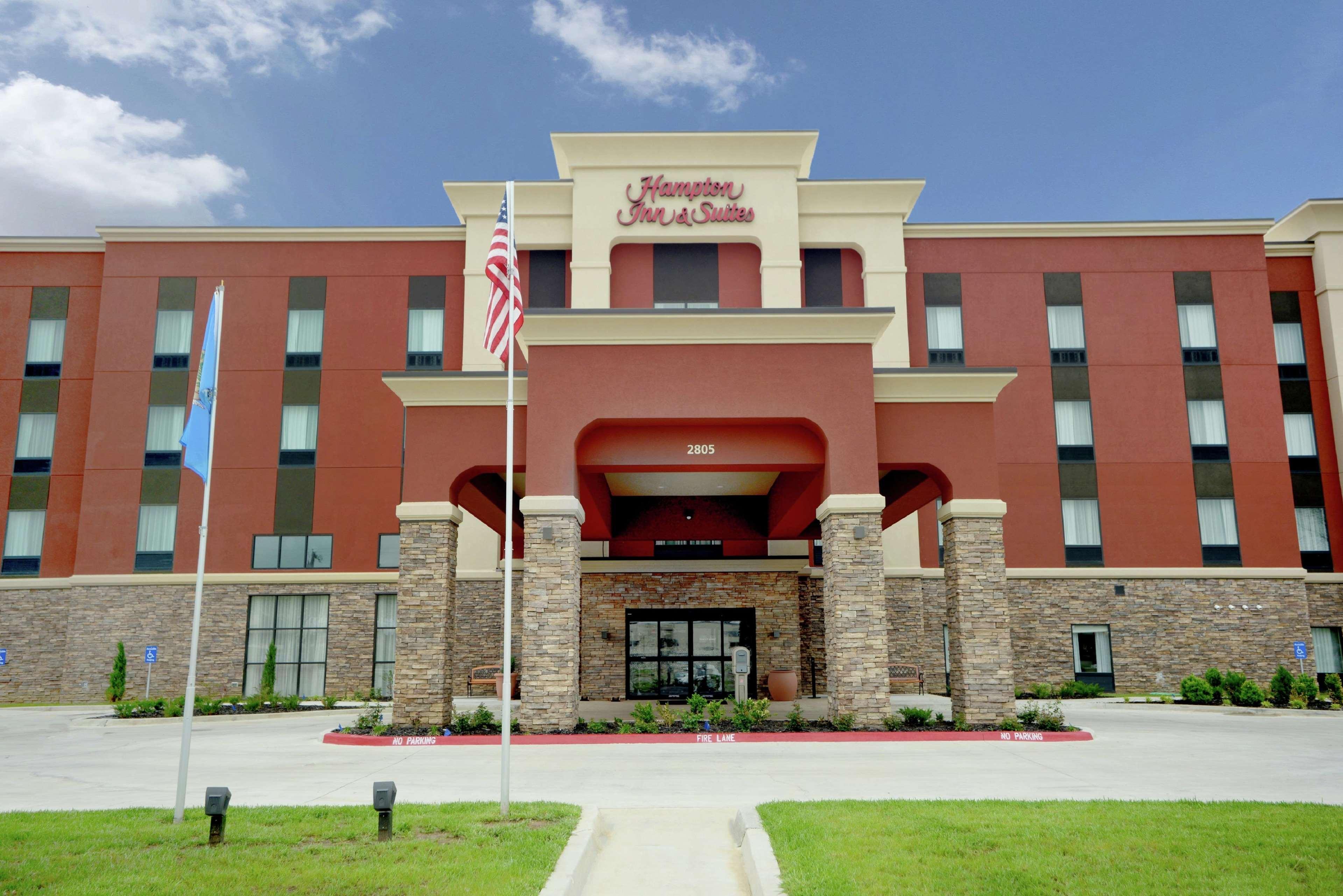 Hampton Inn & Suites Ponca City Exterior photo