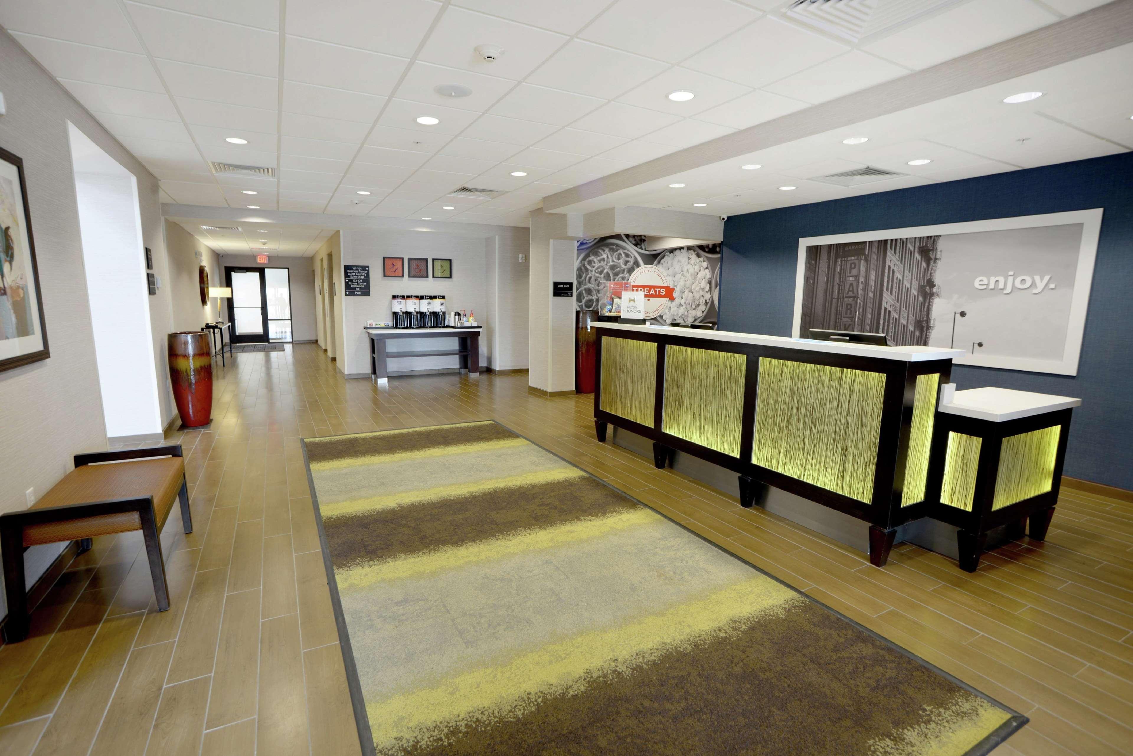 Hampton Inn & Suites Ponca City Exterior photo